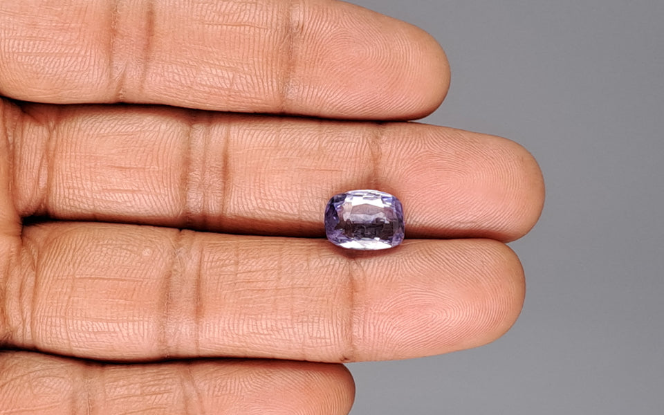 Khooni Neelam - 4.90 Carats