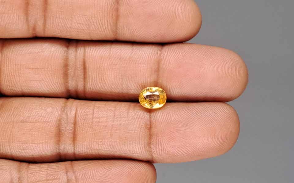 Yellow Sapphire - 1.91 Carats