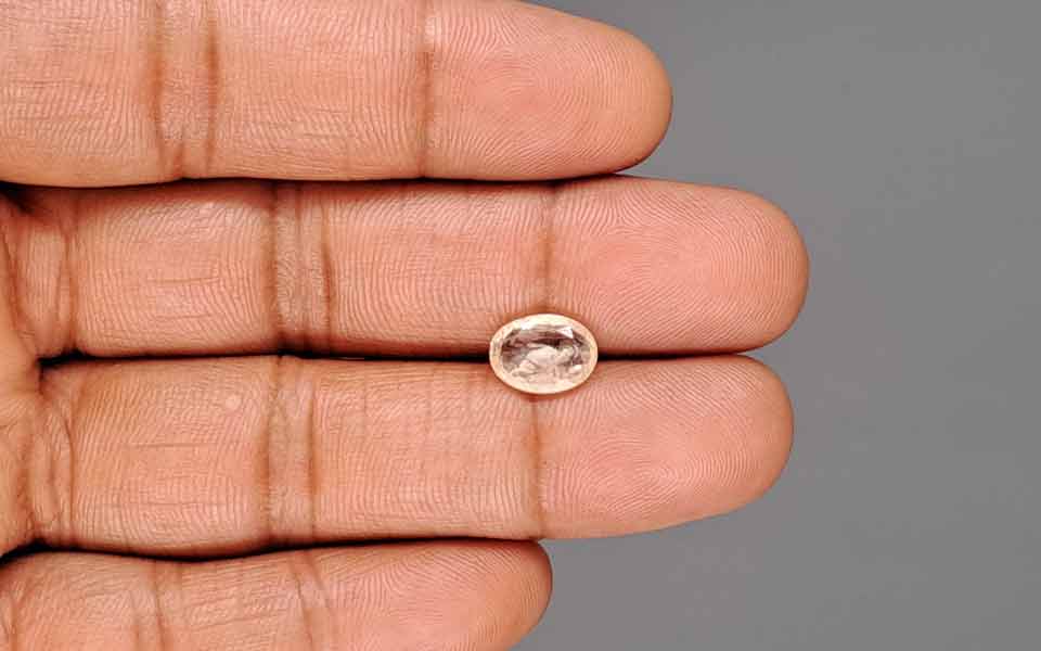 Yellow Sapphire - 2.78 Carats