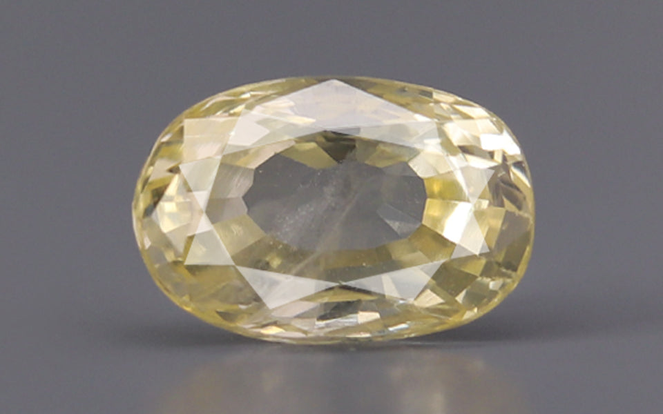 Yellow Sapphire - 2.80 Carats