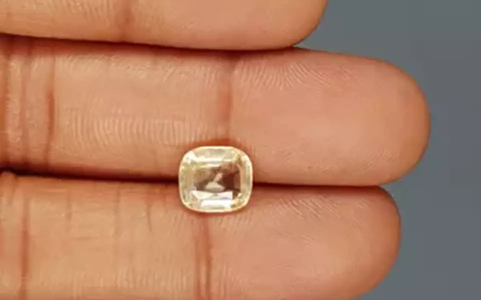 Yellow Sapphire - 3.05 Carats
