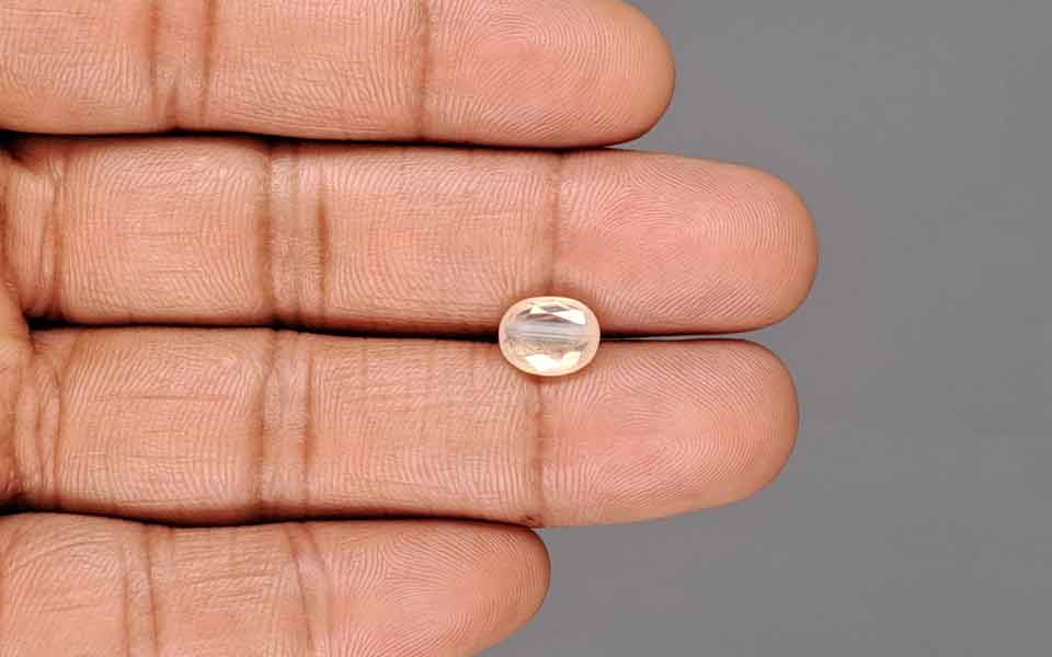 Yellow Sapphire - 3.12 Carats