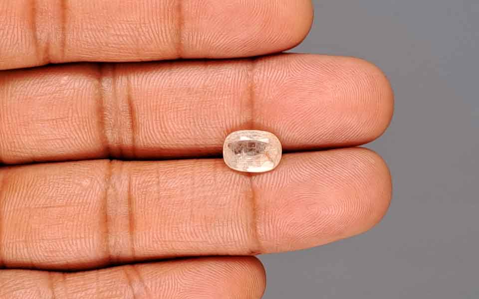 Yellow Sapphire - 3.17 Carats