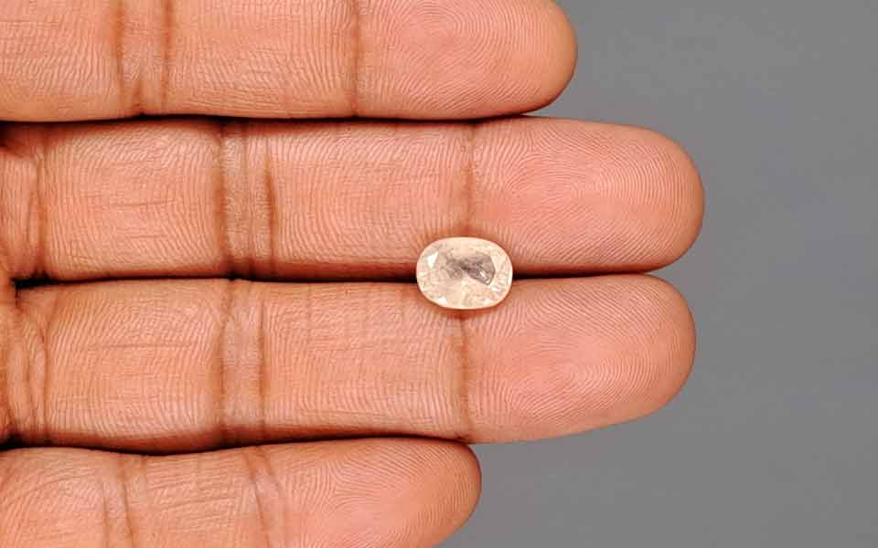Ceylon Yellow Sapphire - 3.18 Carat Fine Quality CYS-4086