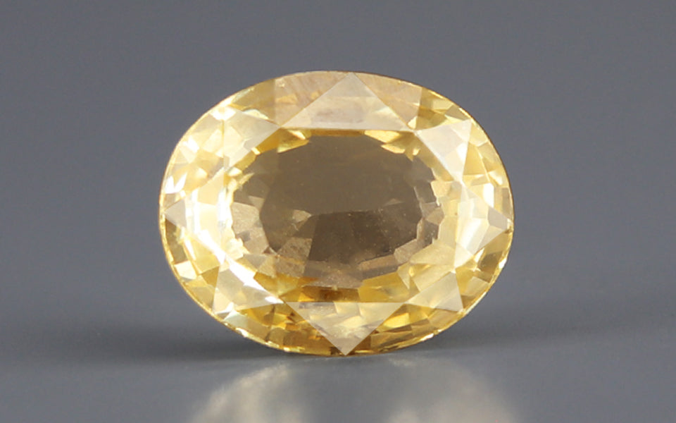 Yellow Sapphire - 3.44 Carats