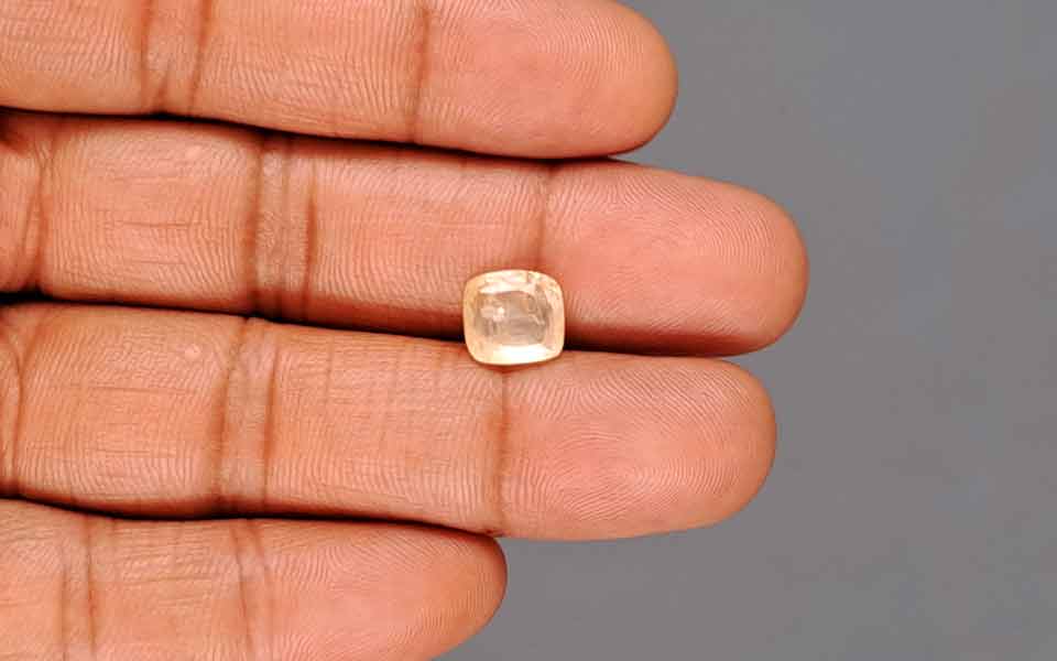 Yellow Sapphire - 3.50 Carats