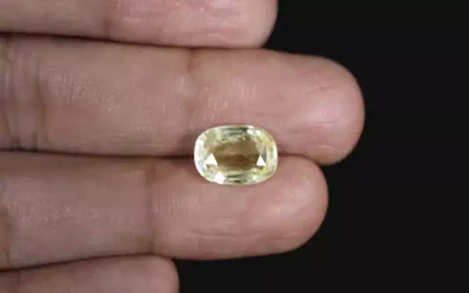 Yellow Sapphire - 3.50 Carats