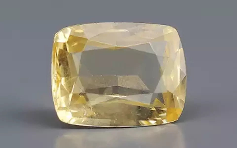 Yellow Sapphire - 3.73 Carats