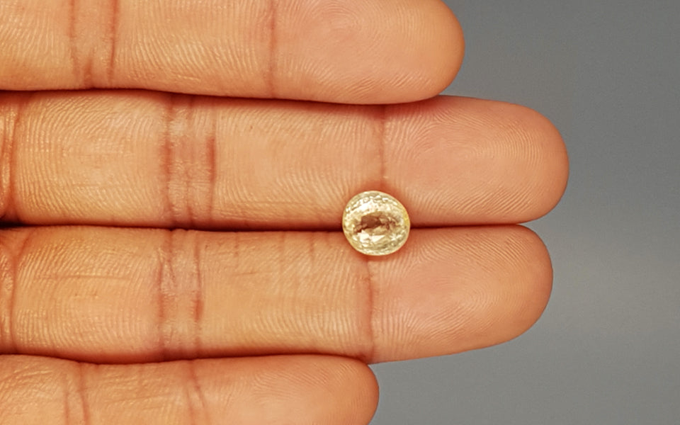 Ceylon Yellow Sapphire - 3.75 Carat Prime Quality CYS 3759