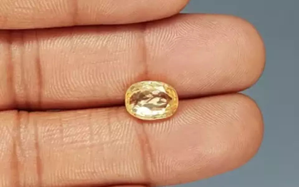 Ceylon Yellow Sapphire - 3.89 Carat Limited Quality CYS-3933