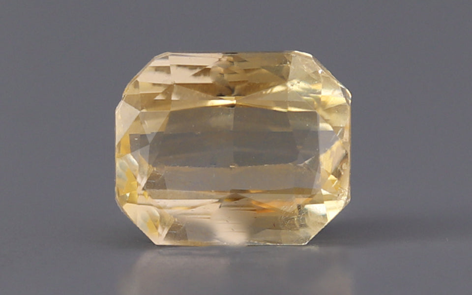 Yellow Sapphire - 4.05 Carats
