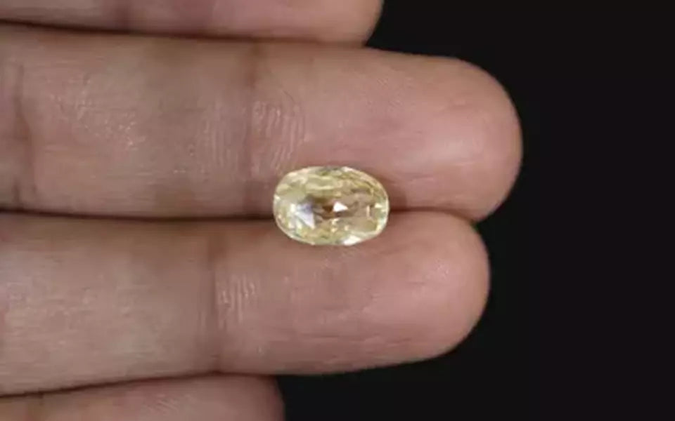 Yellow Sapphire - 4.44 Carats