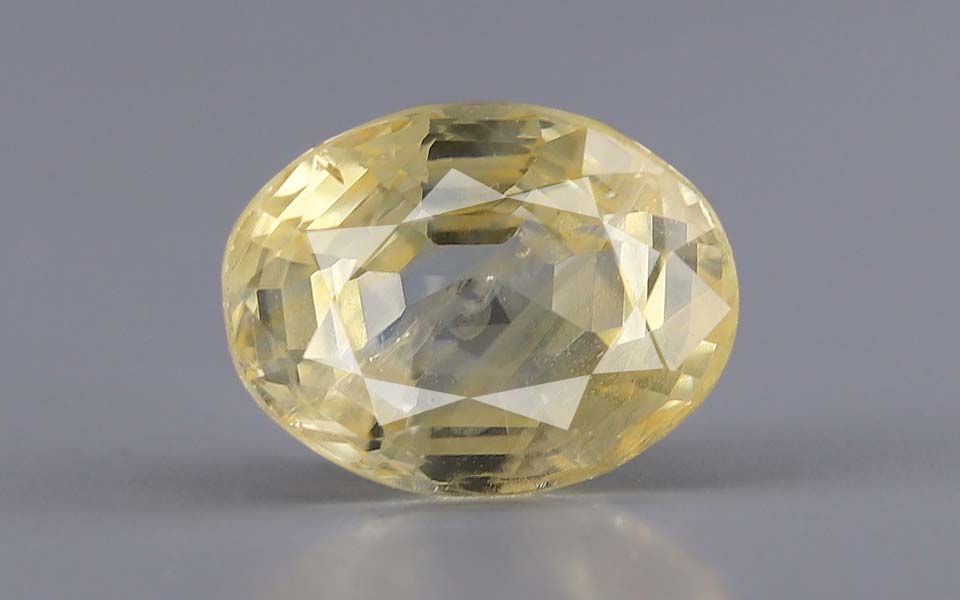 Yellow Sapphire - 4.48 Carats