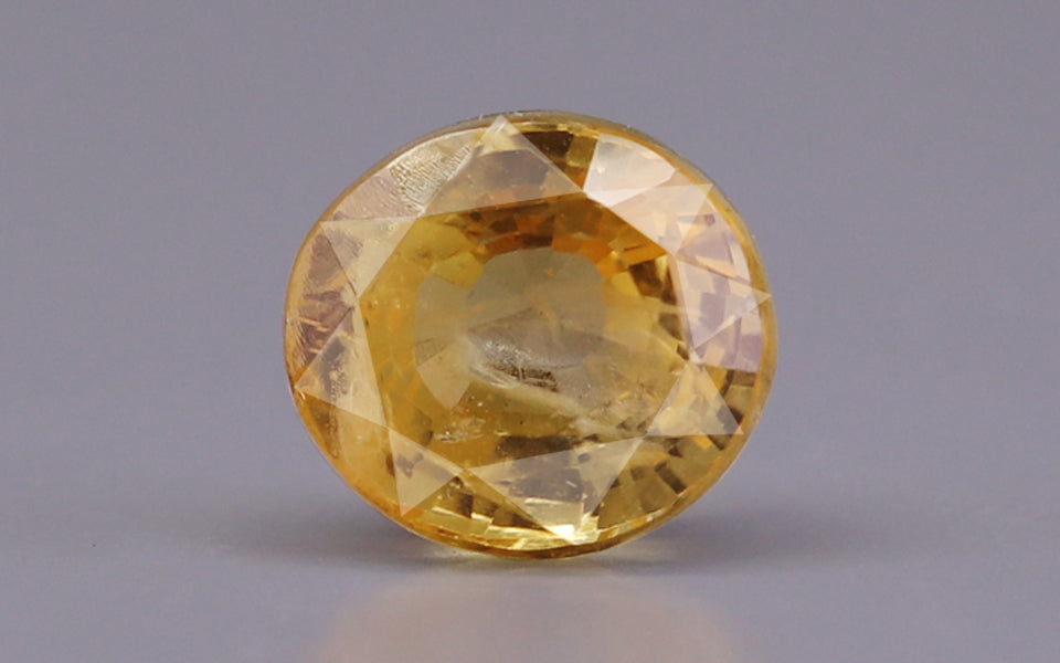 Yellow Sapphire - 4.56 Carats