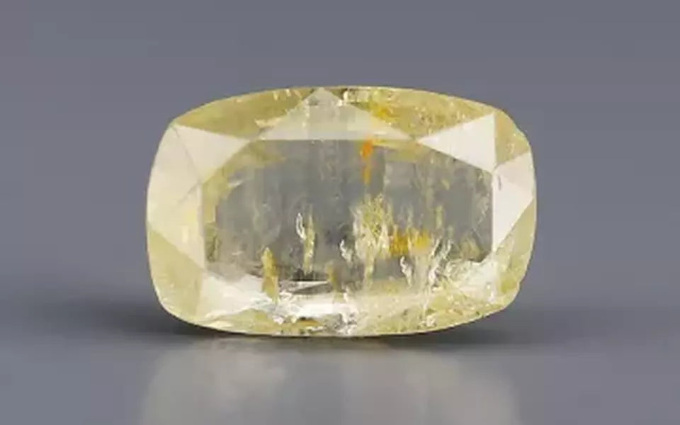 Yellow Sapphire - 4.69 Carats