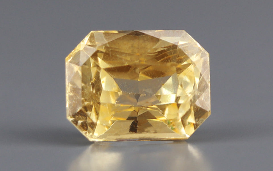 Yellow Sapphire - 5.01 Carats