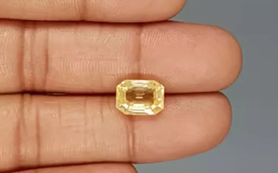 Yellow Sapphire - 5.15 Carats