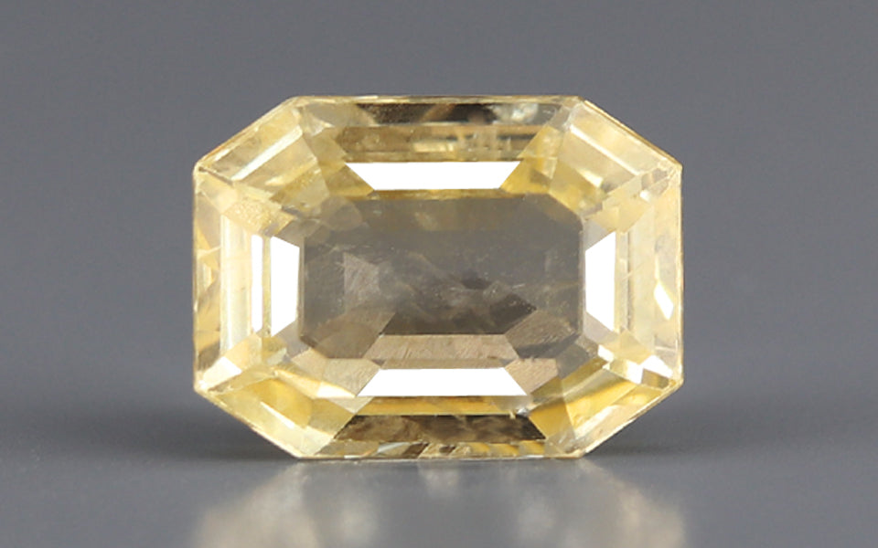 Yellow Sapphire - 5.24 Carats