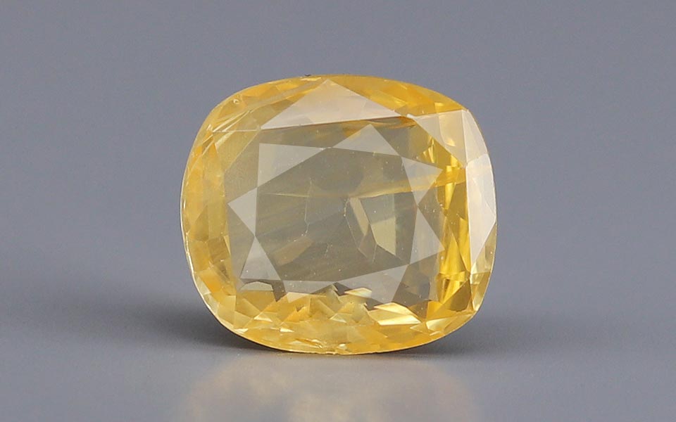Yellow Sapphire - 5.26 Carats