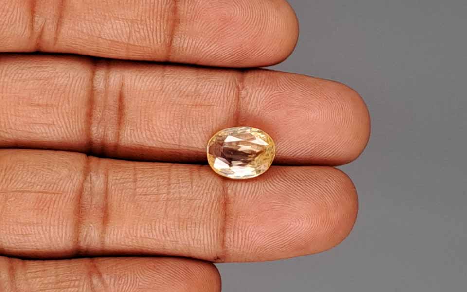 Yellow Sapphire - 5.54 Carats