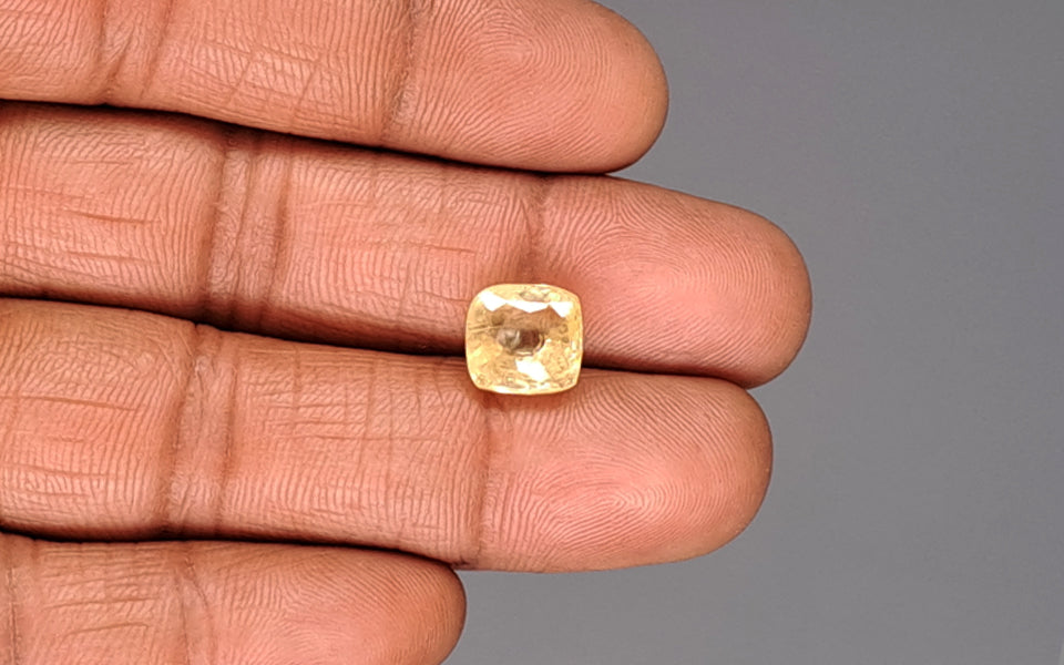 Ceylon Yellow Sapphire - 5.57 Carat Prime Quality CYS-3991