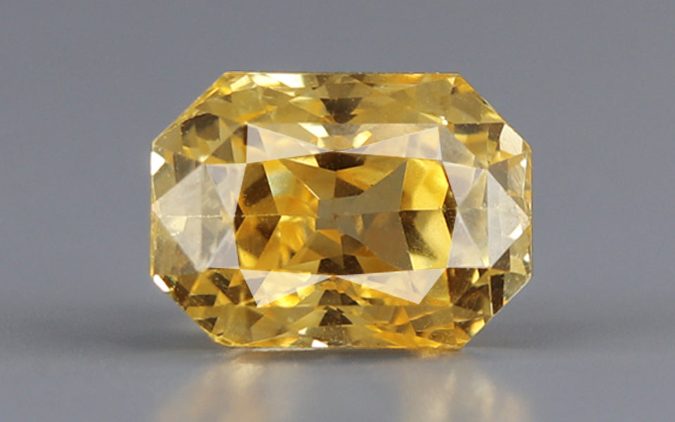 Yellow Sapphire - 6.54 Carats