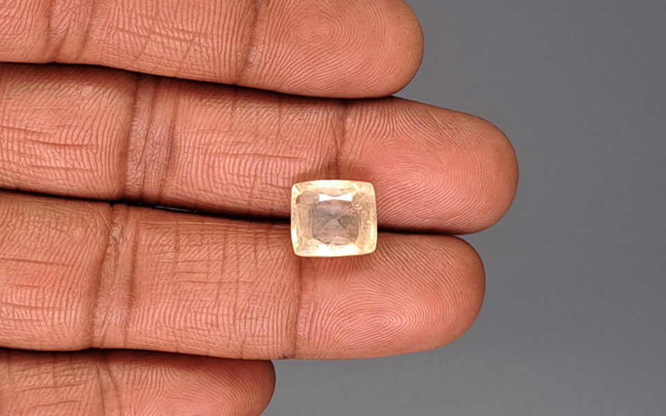 Yellow Sapphire - 7.12 Carats