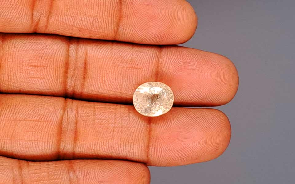 Ceylon Yellow Sapphire - 7.40 Carat Prime Quality CYS-4002