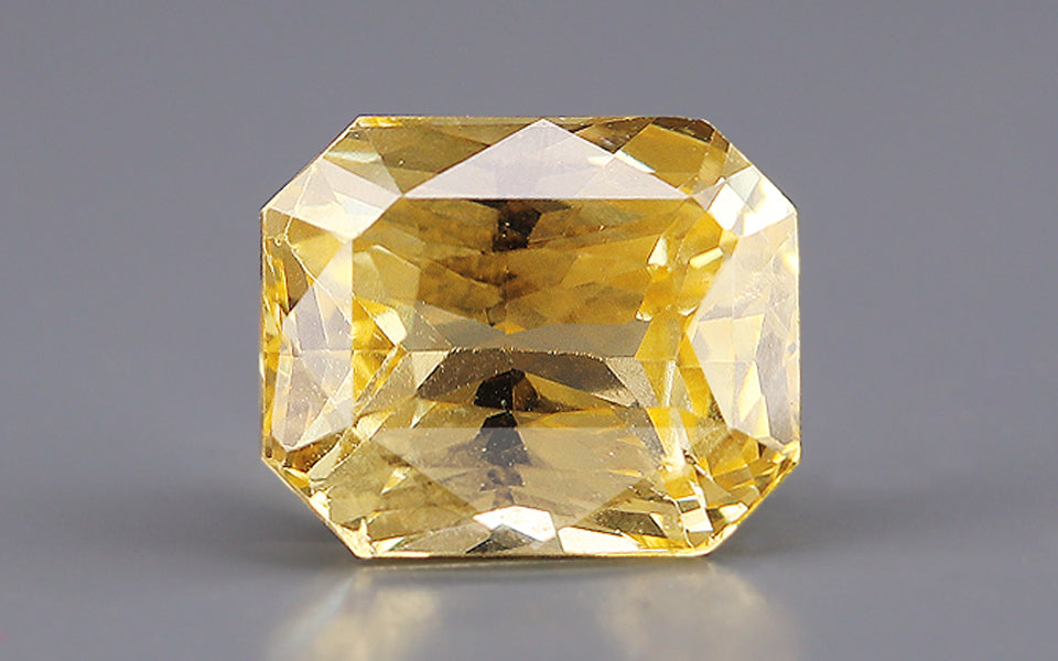 Ceylon Yellow Sapphire - 7.49 Carat Rare Quality CYS-3958