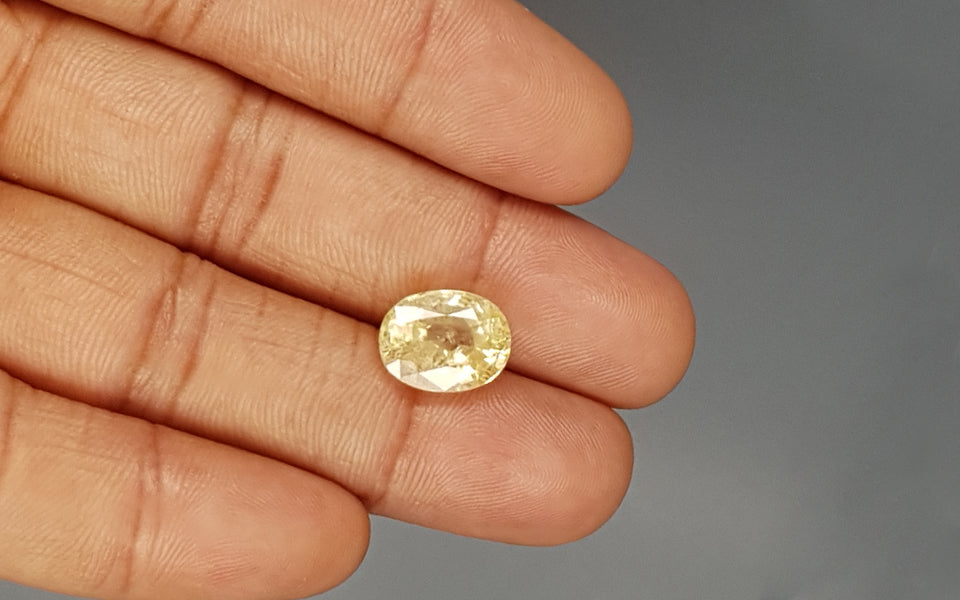 Ceylon Yellow Sapphire - 7.72 Carat Prime Quality CYS-3791