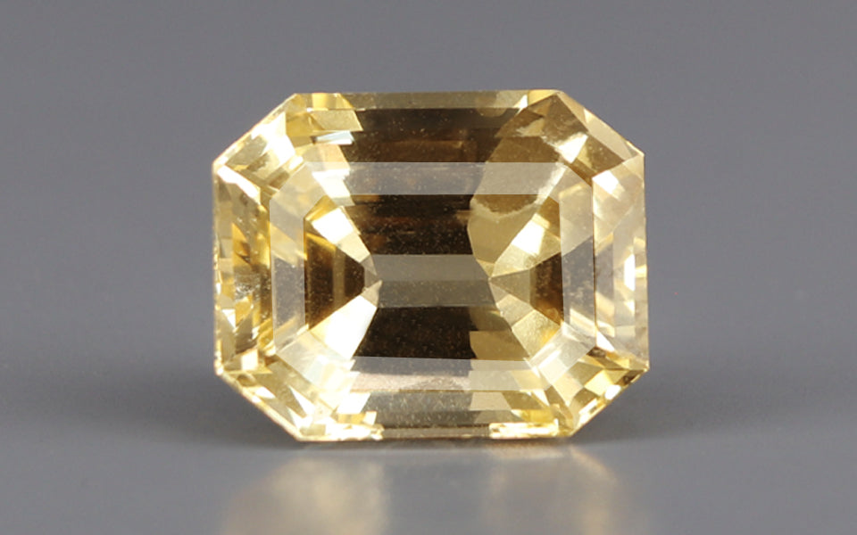 Yellow Sapphire - 8.33 Carats