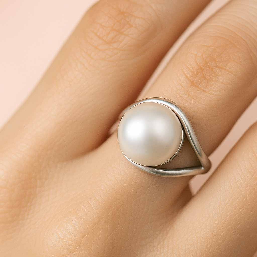 Classic Regal 925 Sterling Silver Pearl (Moti)  Women’s Ring