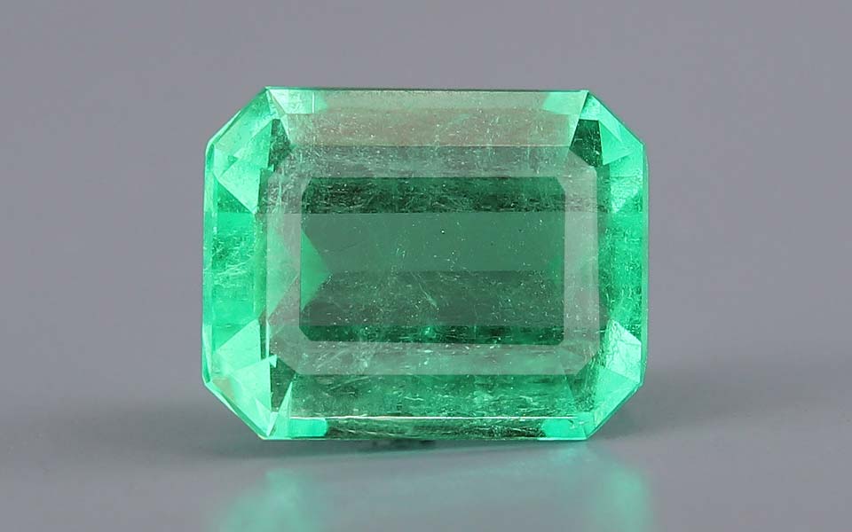 Colombian Emerald - 4.06 Carat Rare Quality EMD-10321