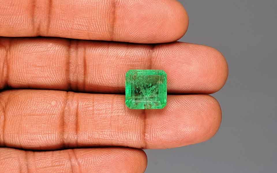 Emerald - 8.67 Carats
