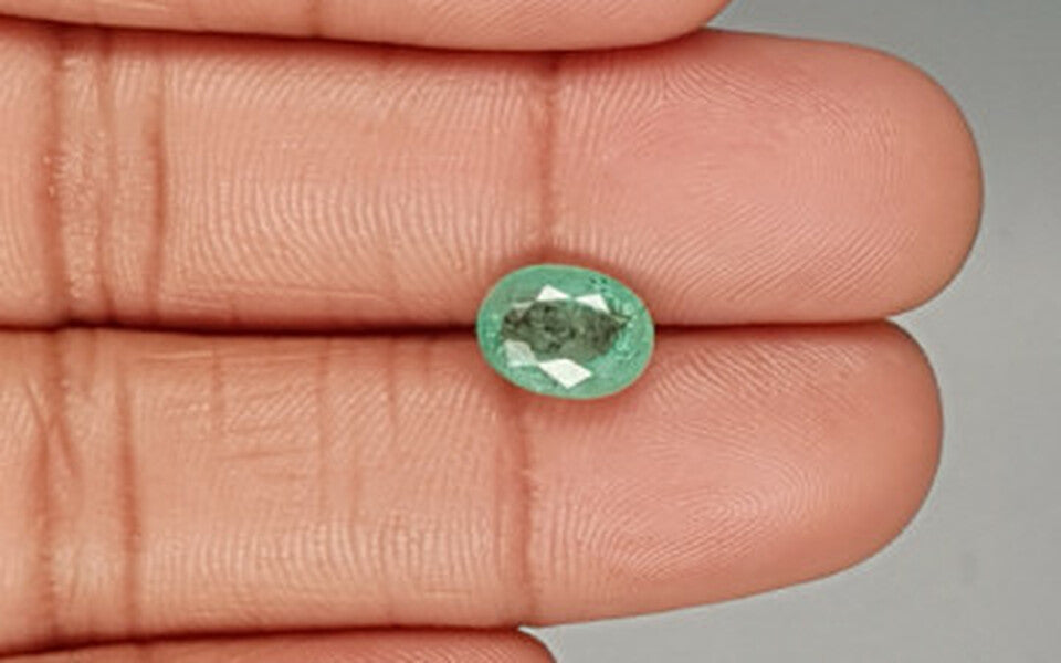 Colombian Emerald - 2.42 Carat Prime Quality EMD-9455