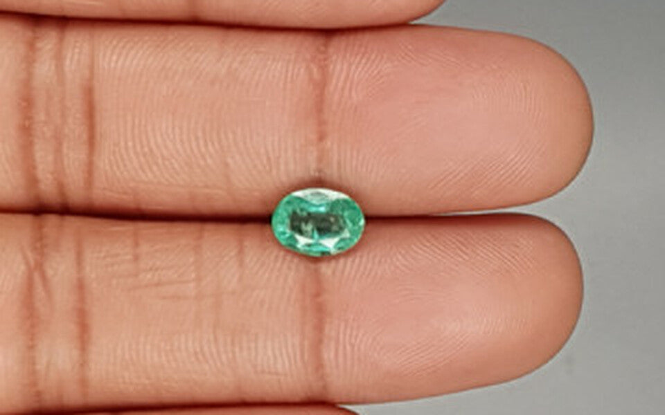 Colombian Emerald - 1.24 Carat Prime Quality EMD-9470