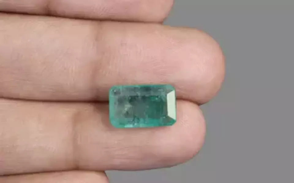 Emerald - 3.30 Carats