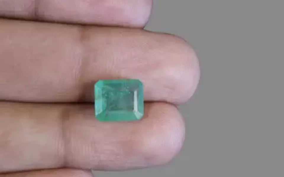 Emerald - 3.06 Carats