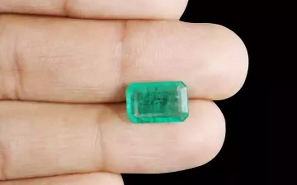 Emerald - 2.76 Carats