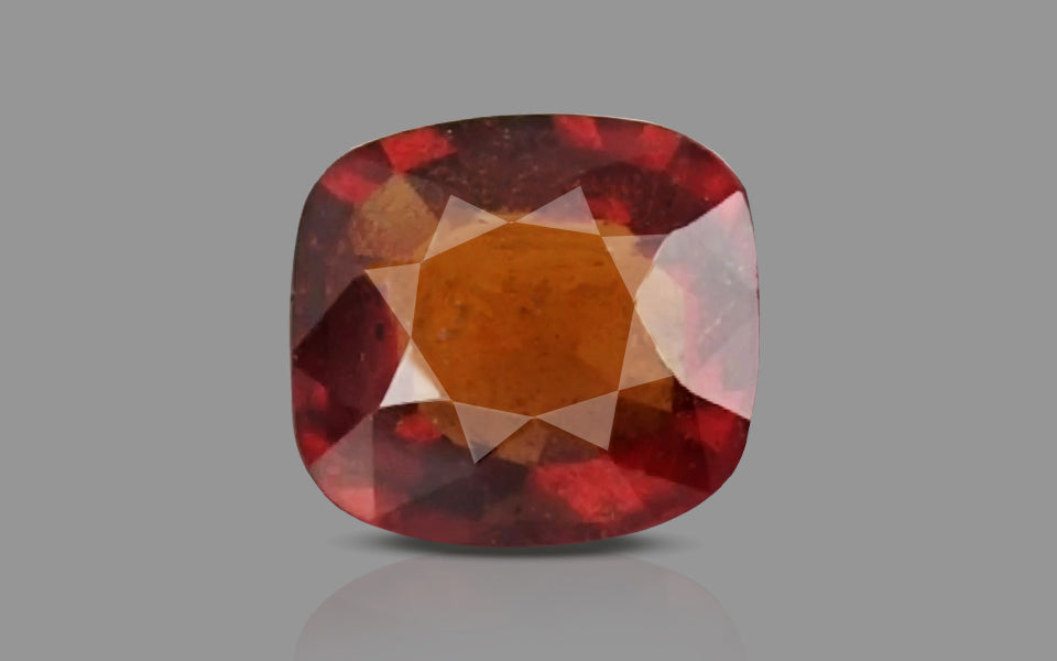 Hessonite (Gomed) - 3.95 Carat