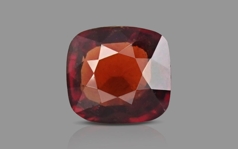 Hessonite (Gomed) - 3.92 Carat