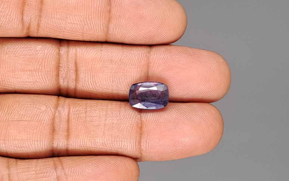 Khooni Neelam - 5.21 Carats