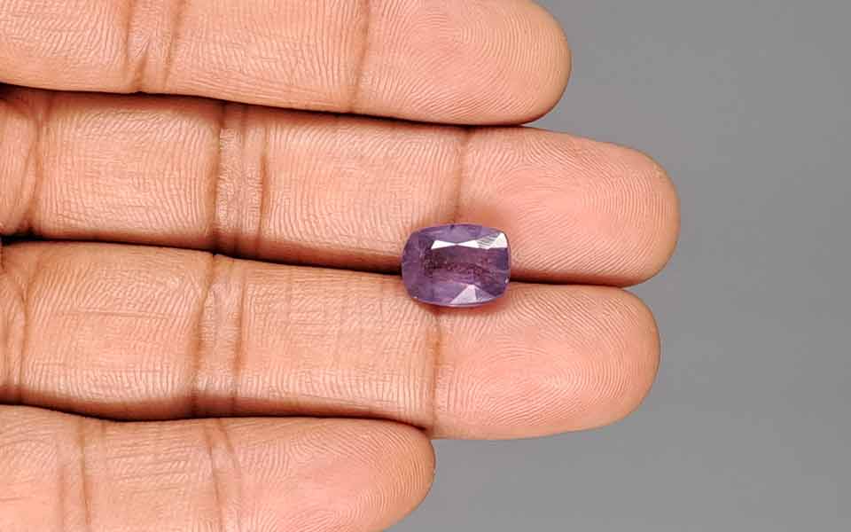 Khooni Neelam - 5.96 Carats