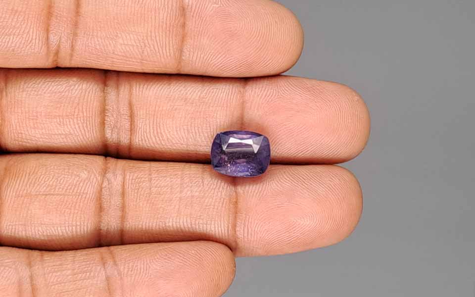 Khooni Neelam - 6.02 Carats