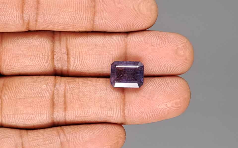 Khooni Neelam - 7.75 Carats