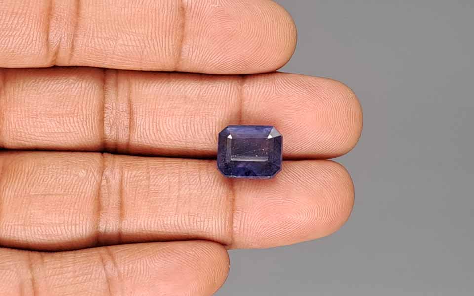 Khooni Neelam - 9.49 Carats
