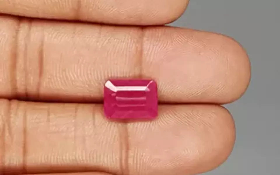 Mid Quality Ruby Buy Natural African Ruby - 4.45 Carat Online | MyRatna – My Ratna