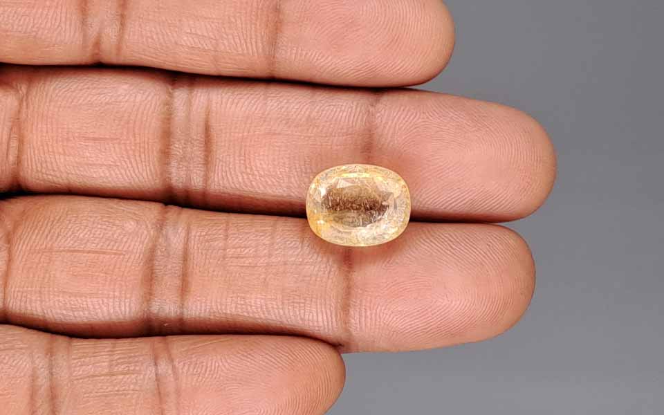 Natural Yellow Topaz - 10.00 Carat Limited Quality YT-25128