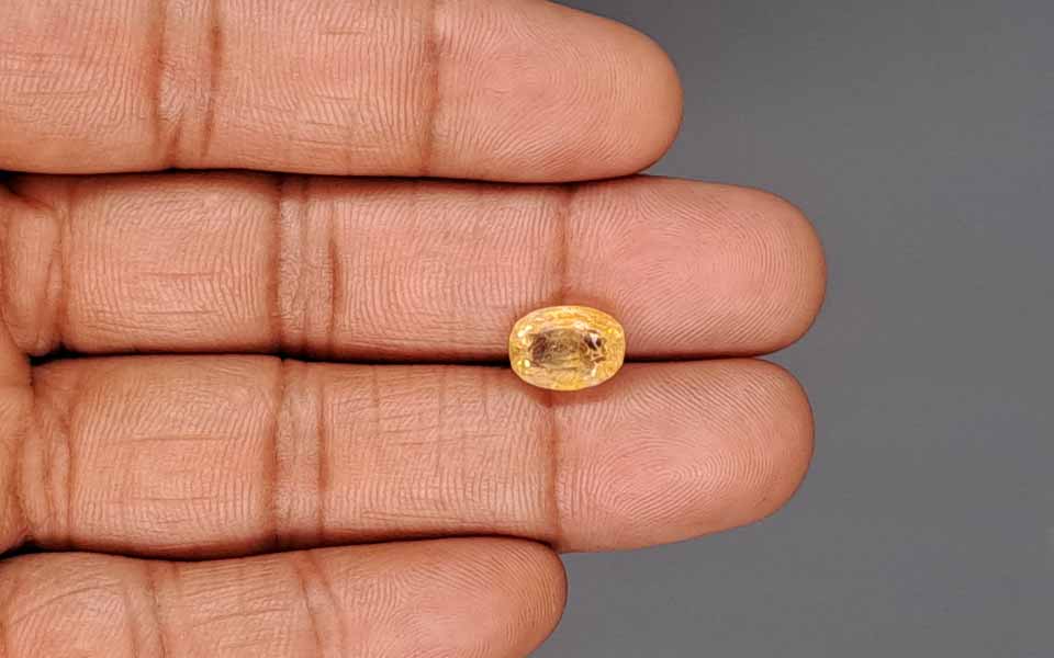 Natural Yellow Topaz - 4.35 Carat Limited Quality YT-25158