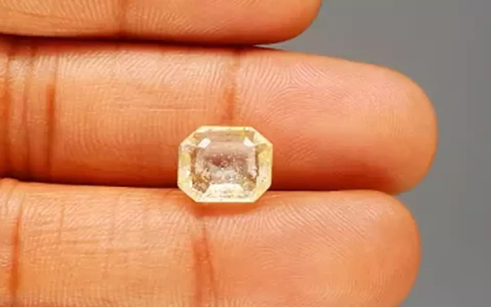 Natural Yellow Topaz - 5.25 Carat Limited Quality YT-25077